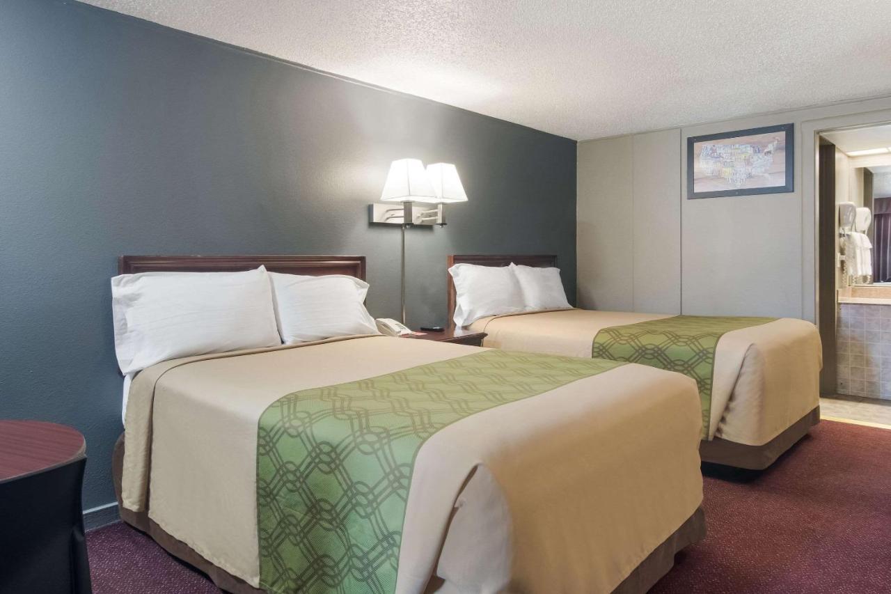 Econo Lodge Pittsburgh I-79 Esterno foto