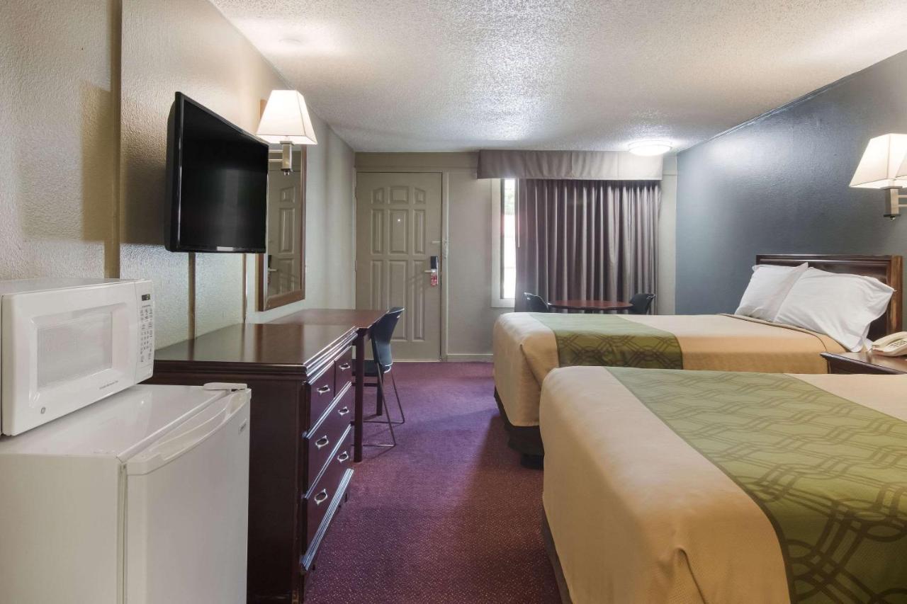 Econo Lodge Pittsburgh I-79 Esterno foto