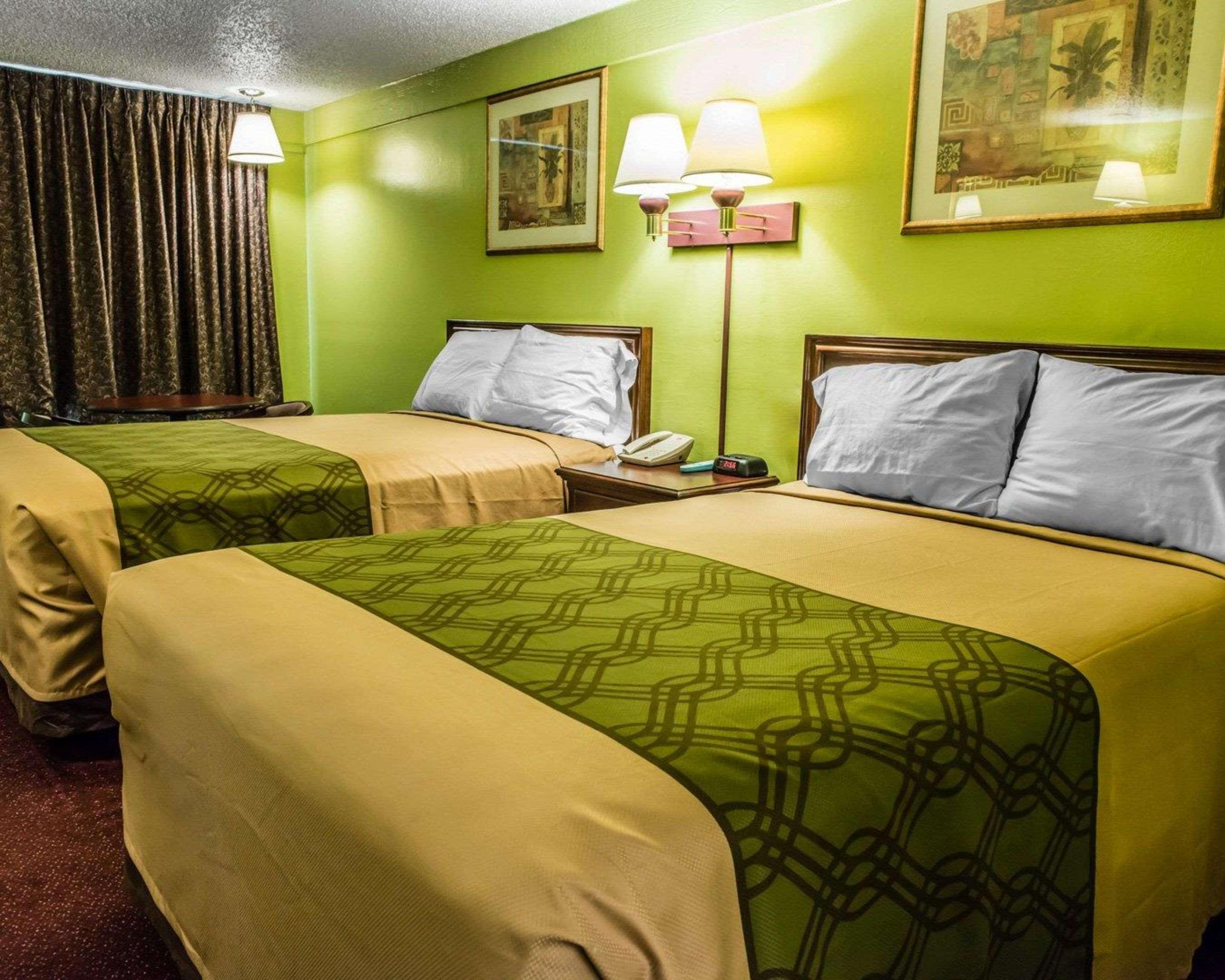 Econo Lodge Pittsburgh I-79 Esterno foto