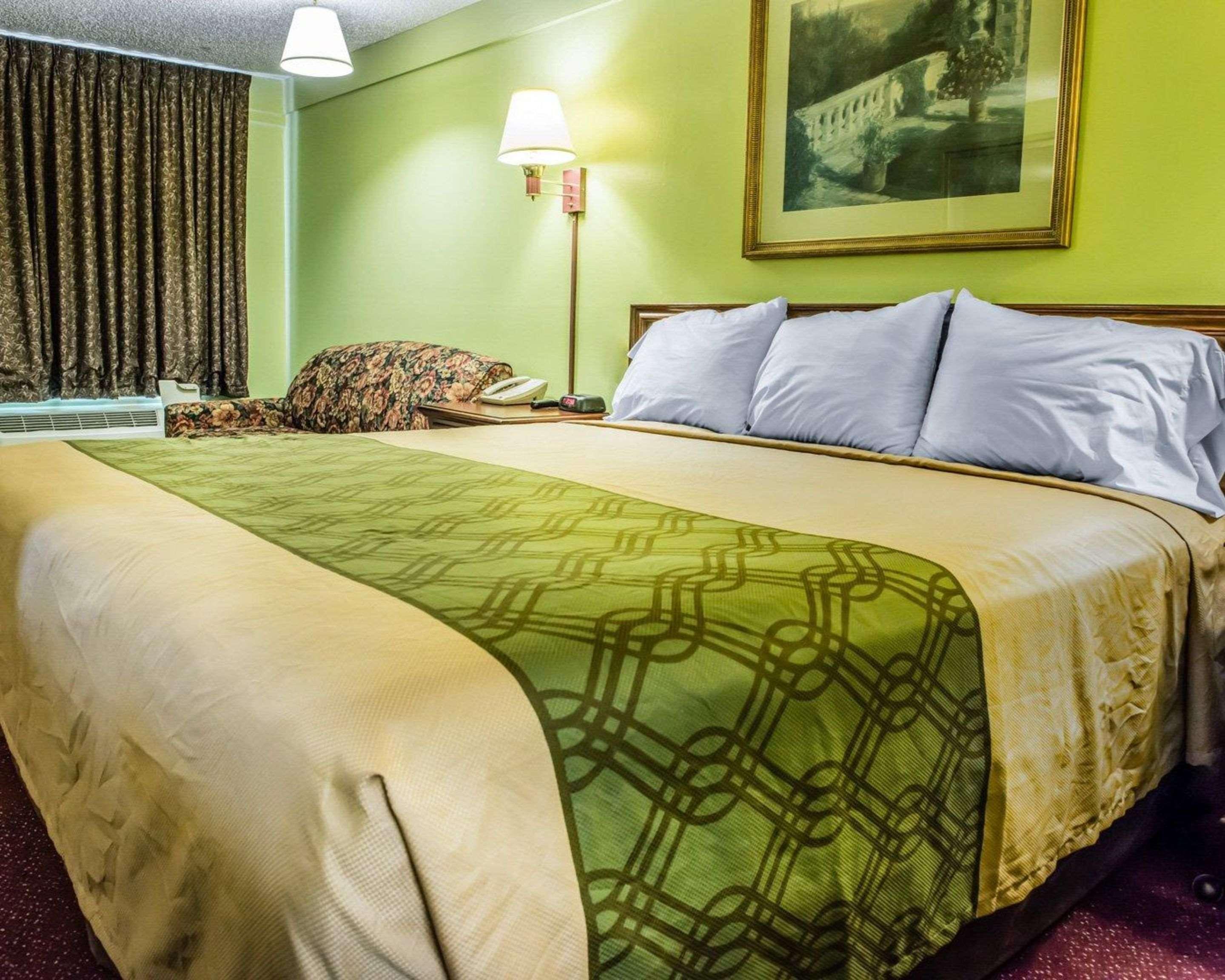 Econo Lodge Pittsburgh I-79 Esterno foto