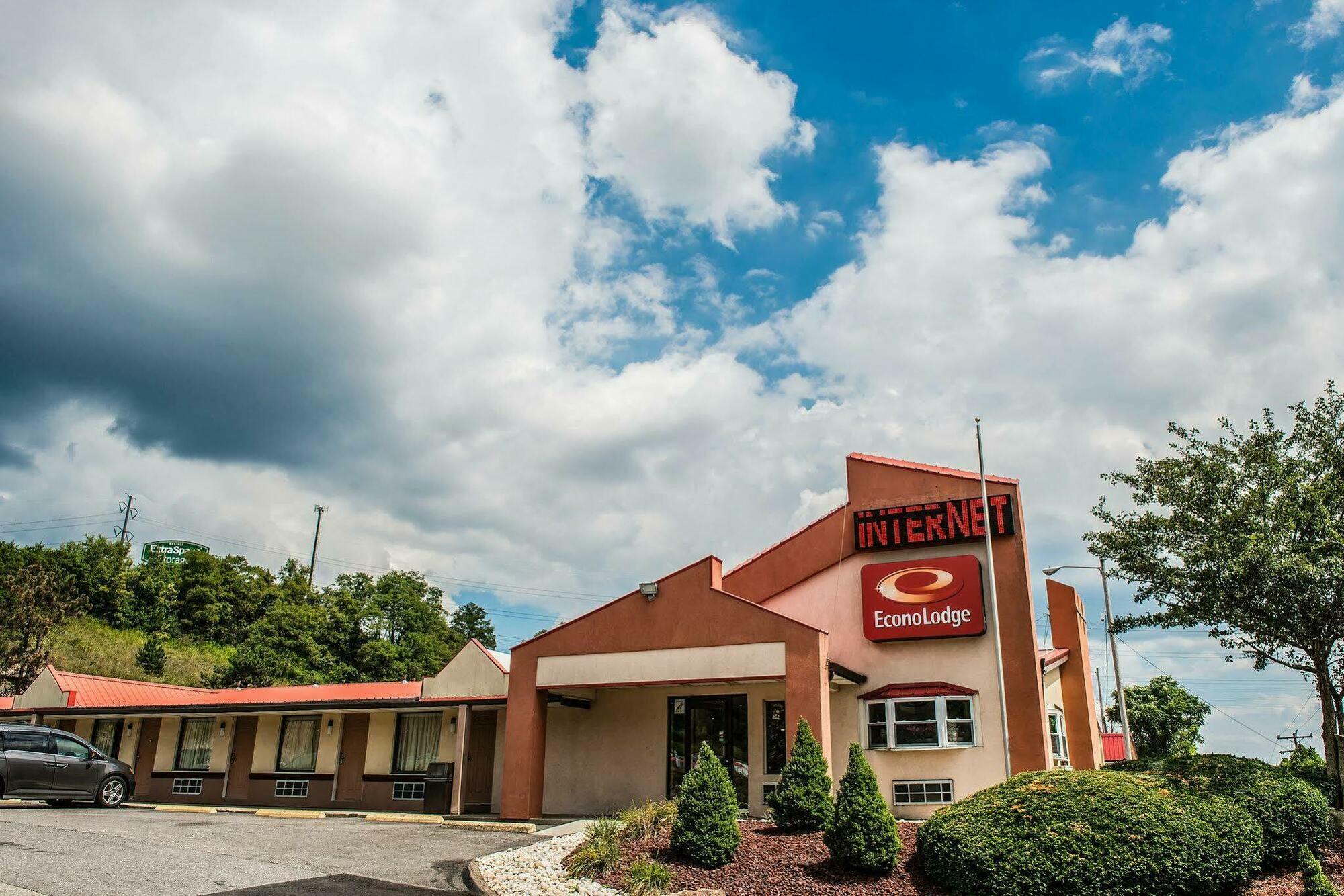 Econo Lodge Pittsburgh I-79 Esterno foto